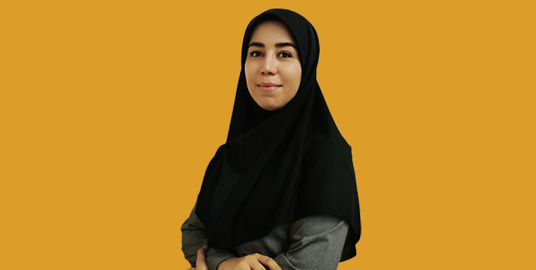 مرضیه مبینی-زبان