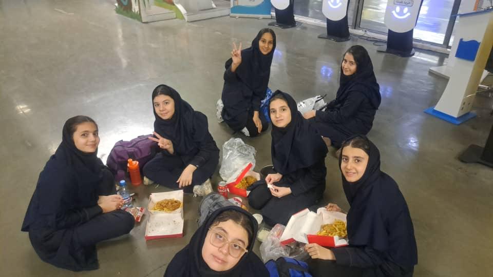 اُپارک - متوسطه اول سلیمه